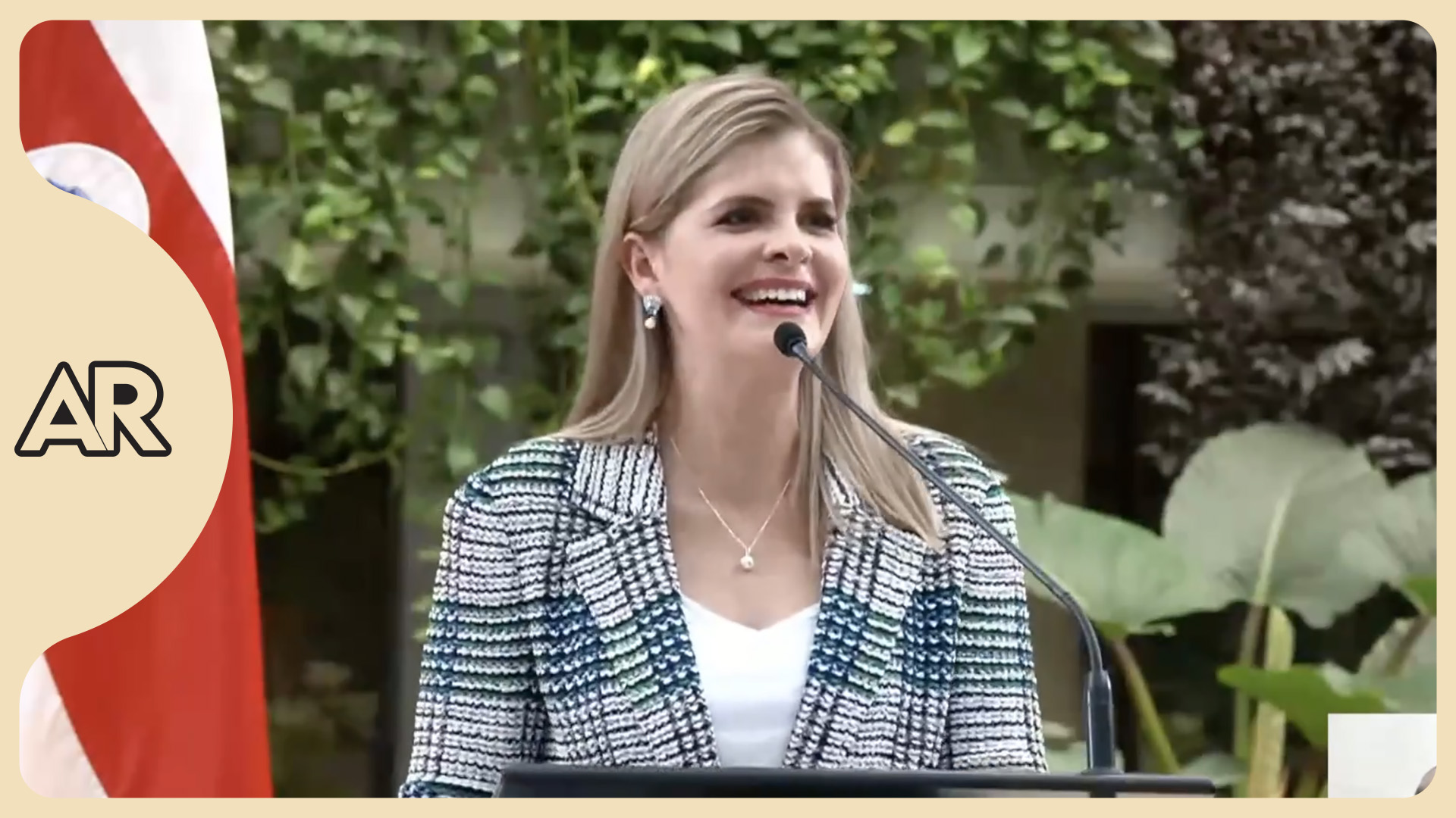 “Yo le sigo diciendo presidente”, dice Laura Fernández en referencia a Rodrigo Chaves