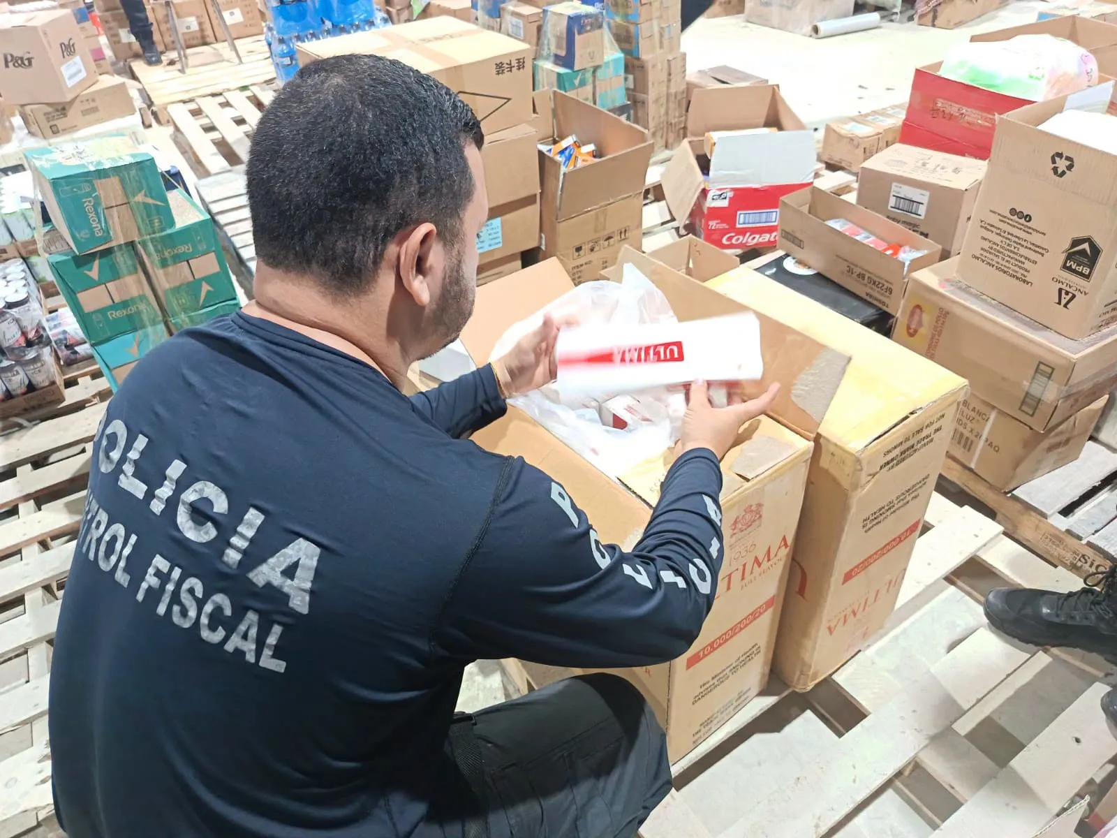 021026_Mercadería_Contrabando_interna