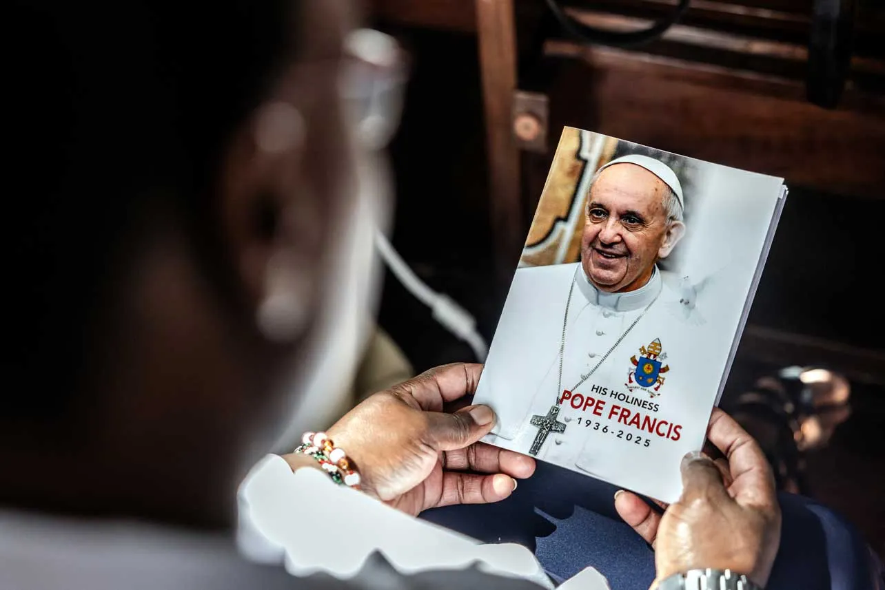 Papa Francisco, diario, publicación