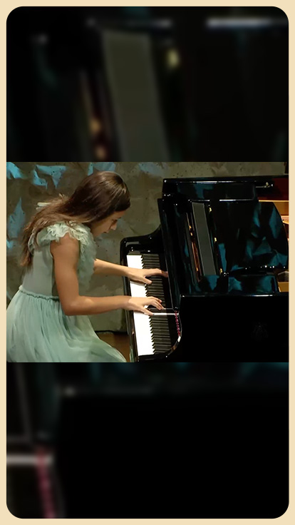 Isabella Castro pianista costarricense.