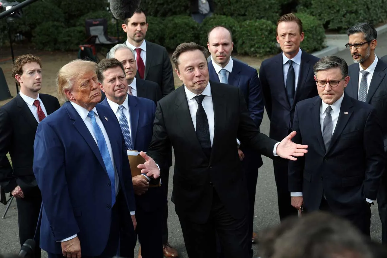 Donald Trump, fideicomiso, SpaceX, Meta