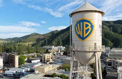 Paramount, Warner, compra, demanda, EEUU