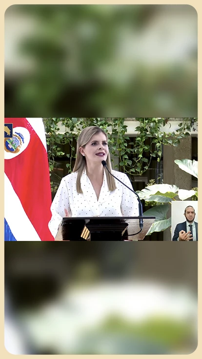 Presidenta Laura Fernández.