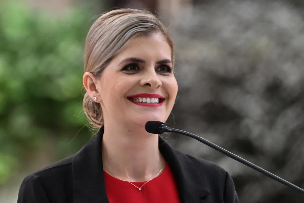 230926_Laura_Fernández_FULL