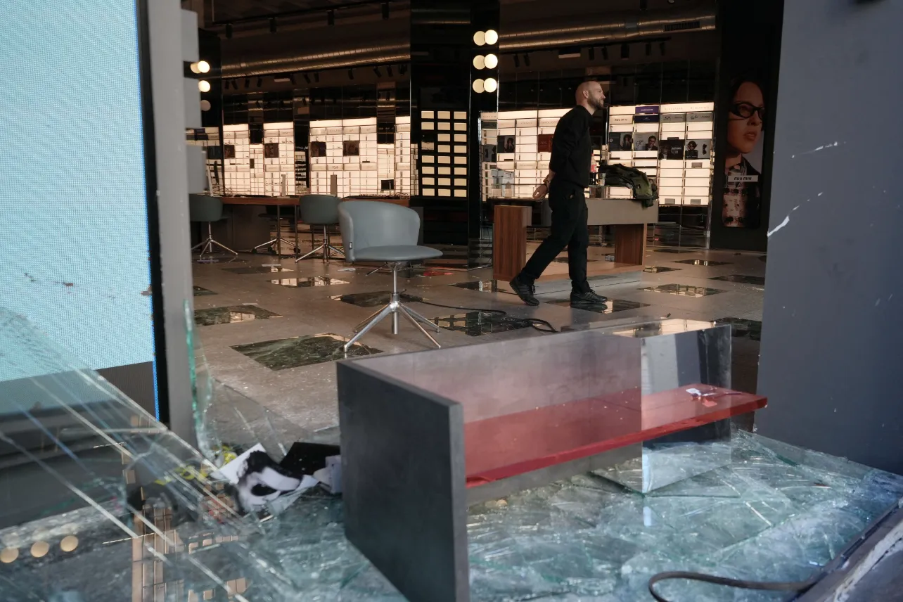 detenidos, saqueos, Barcelona