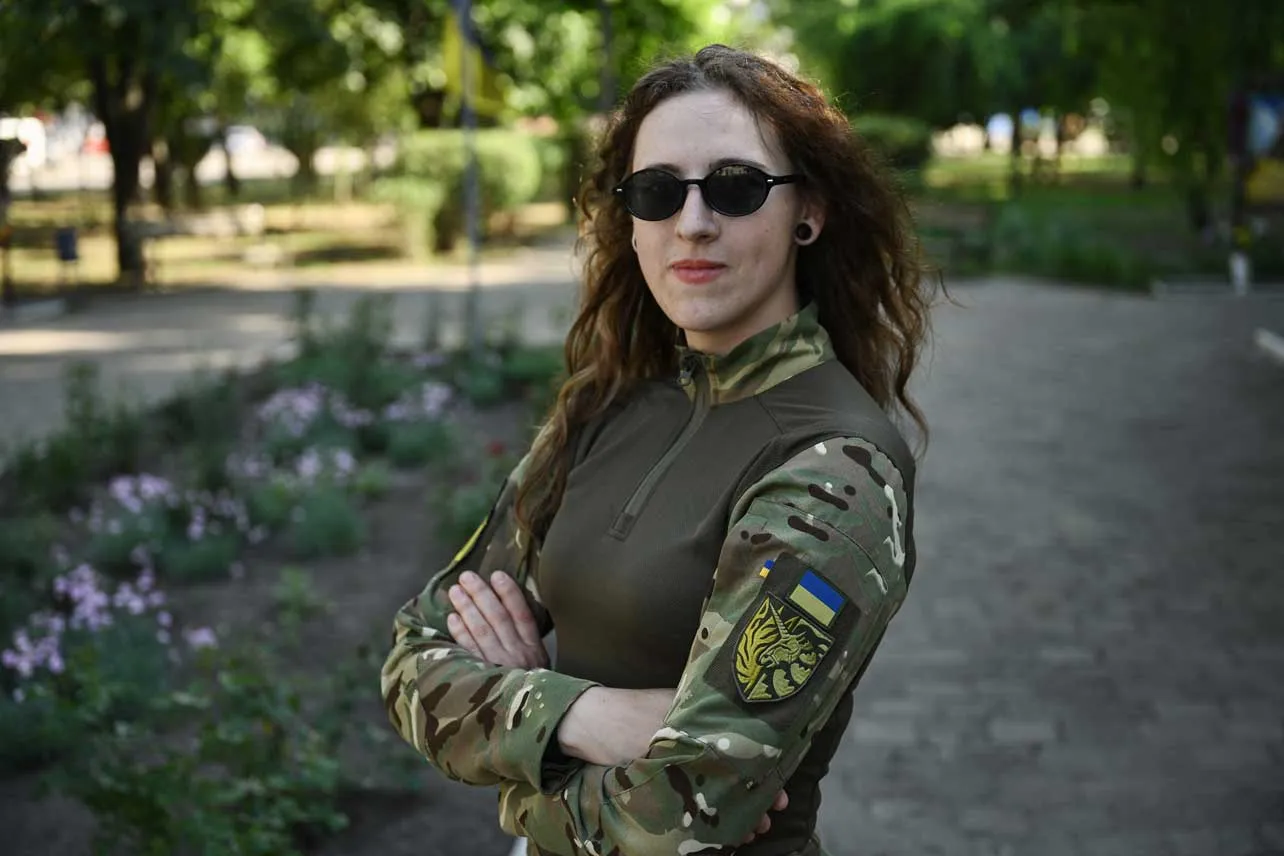 Viktoria, piloto de dron militar.