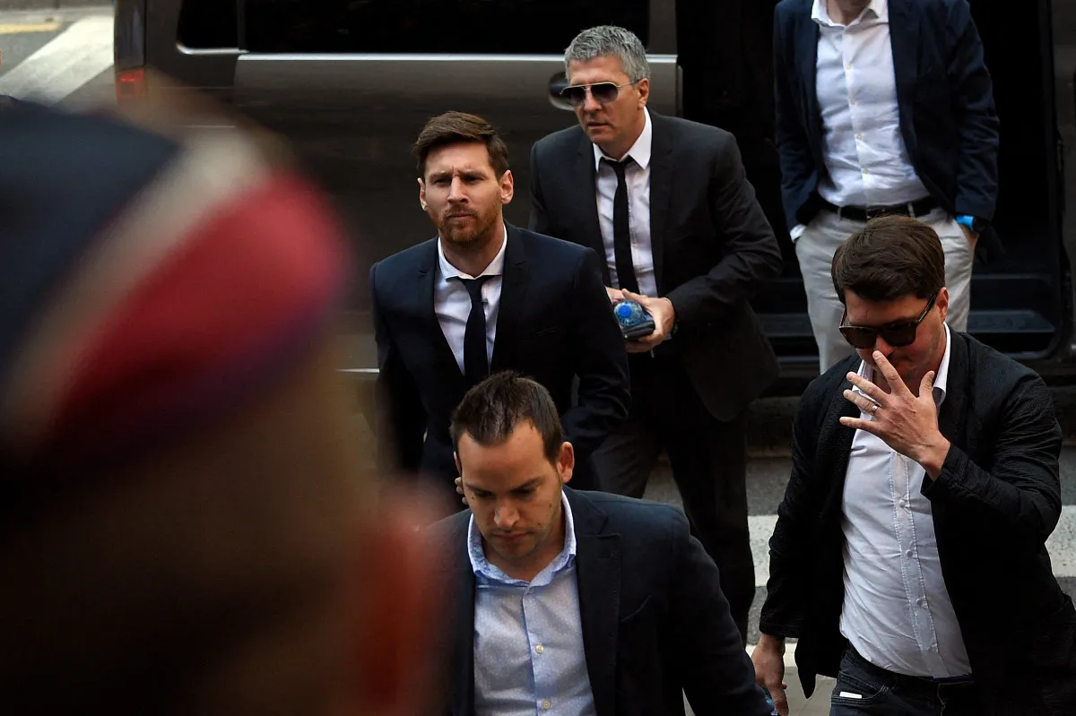 Lionel Messi junto a su padre