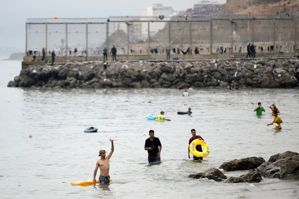Migrantes en Ceuta, España
