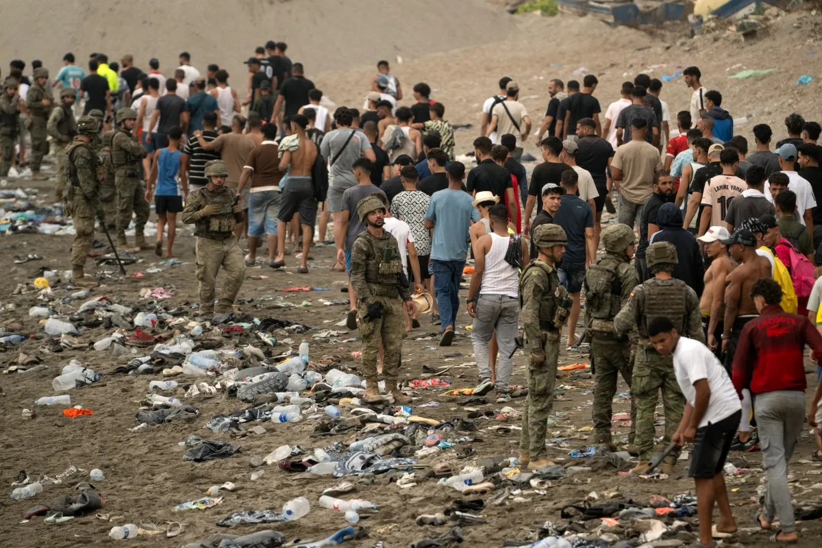 Migrantes en Ceuta, España